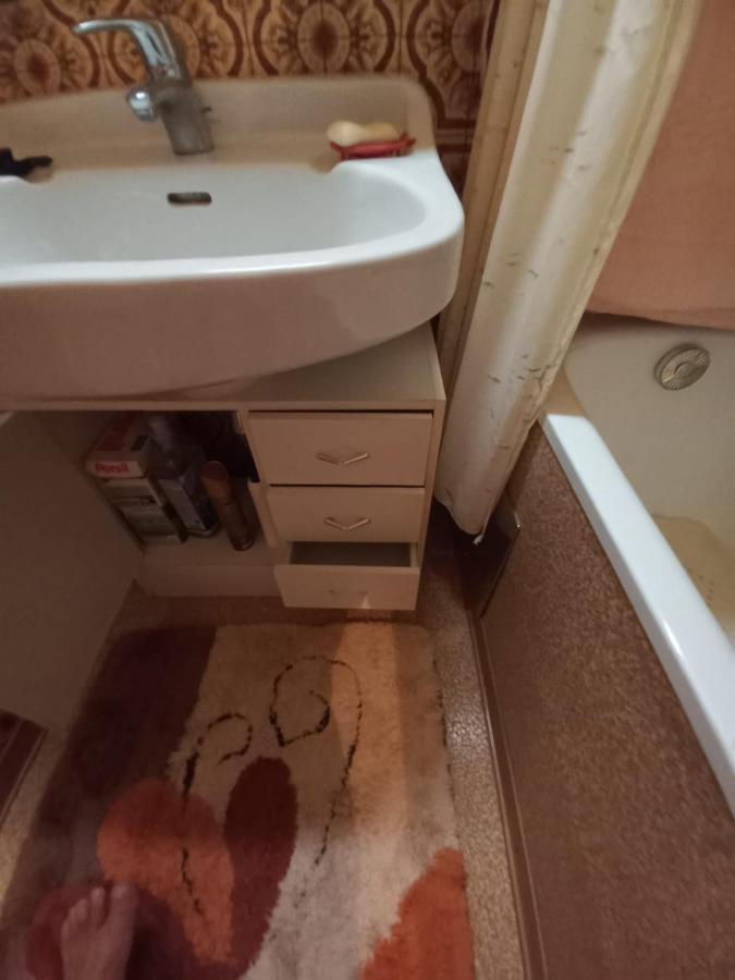 Ferienwohnung ,,Wohnen Wie Zu Grossmutter'S Zeiten'' Wien Exteriör bild